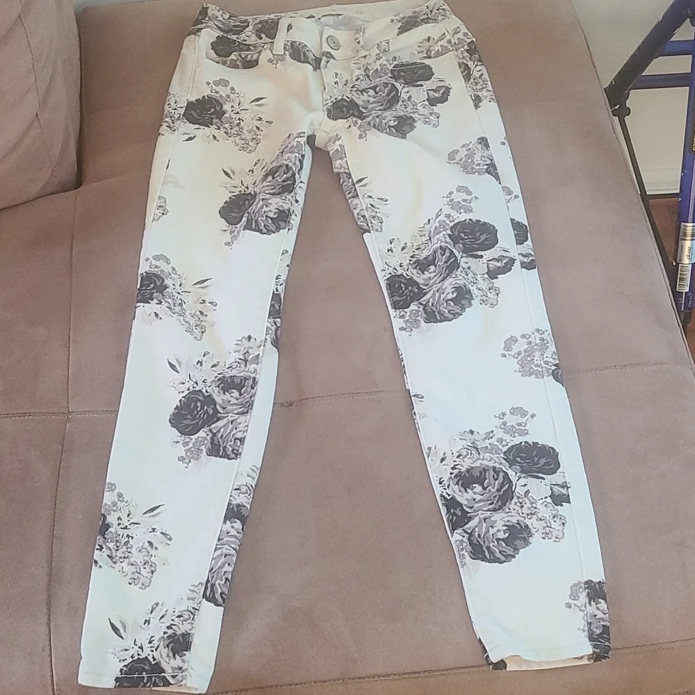American Eagle Stretch Jeggings !! - Picture 1 of 5